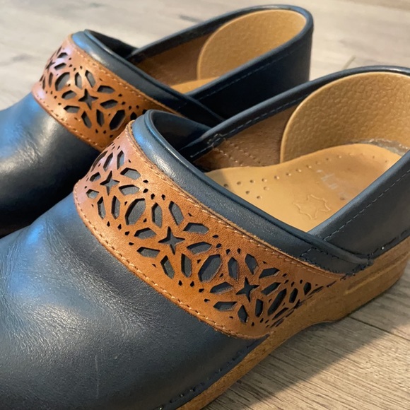 Dansko Navy Leather Clogs with Floral Cutout - Picture 3 of 6